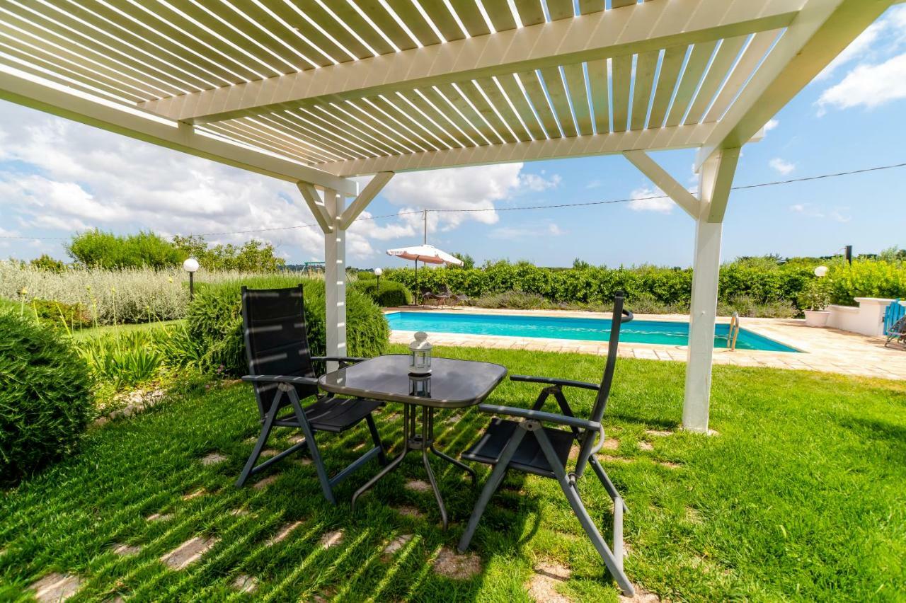 マルティナ・フランカ Wepuglia - Trullo Ramponeヴィラ エクステリア 写真