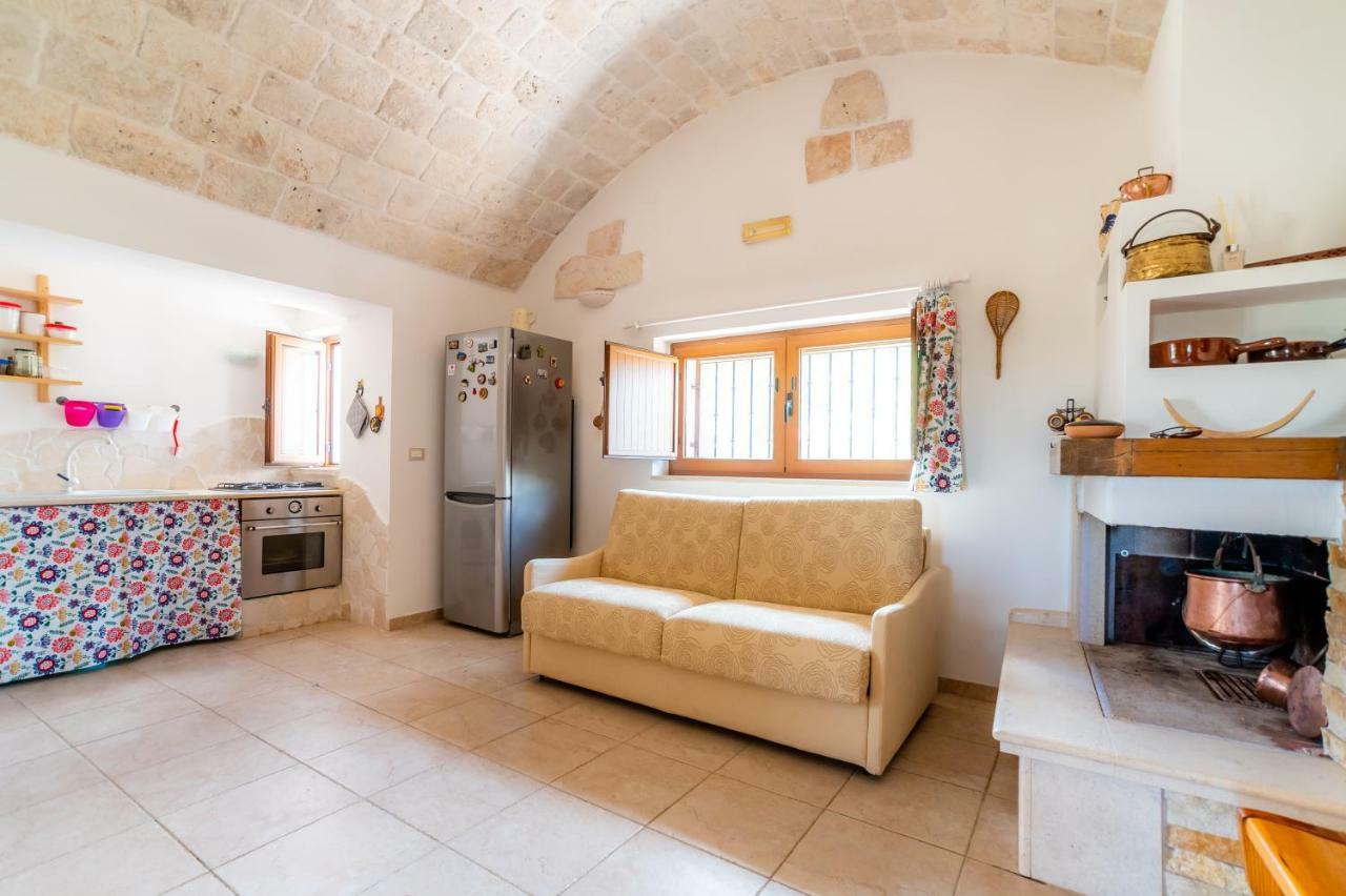 マルティナ・フランカ Wepuglia - Trullo Ramponeヴィラ エクステリア 写真